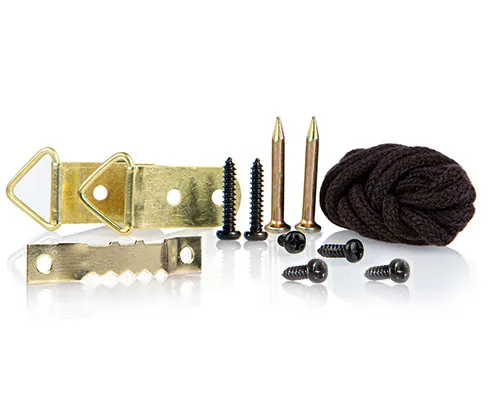 Über das Aufhängeset für Leinwände